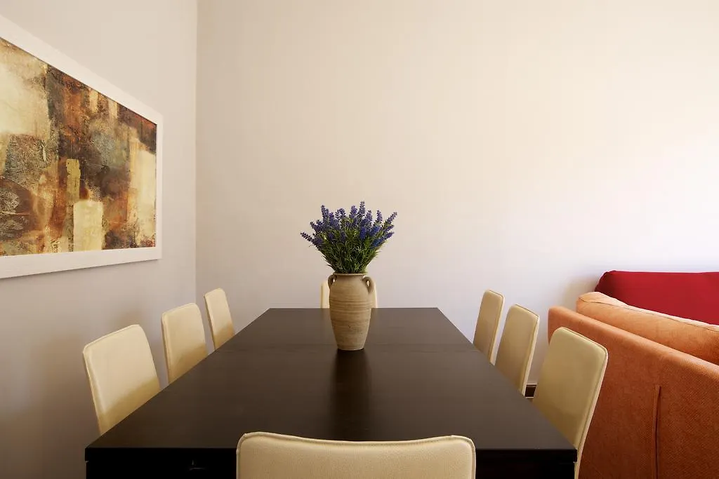 Riviera Apartments Levanto